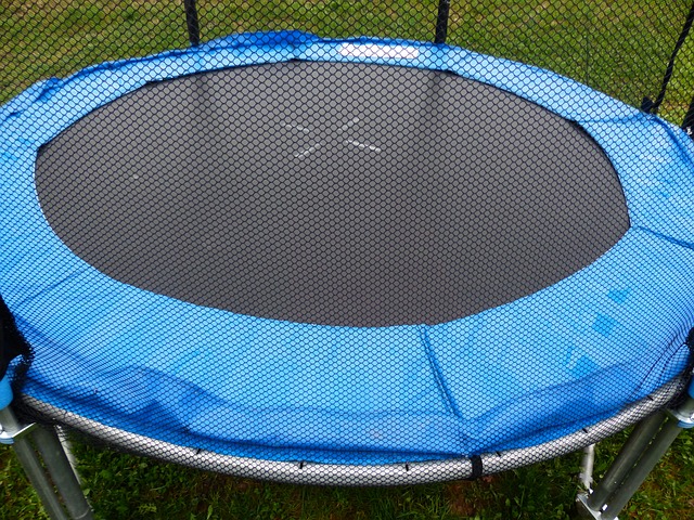 trampolina se sítí